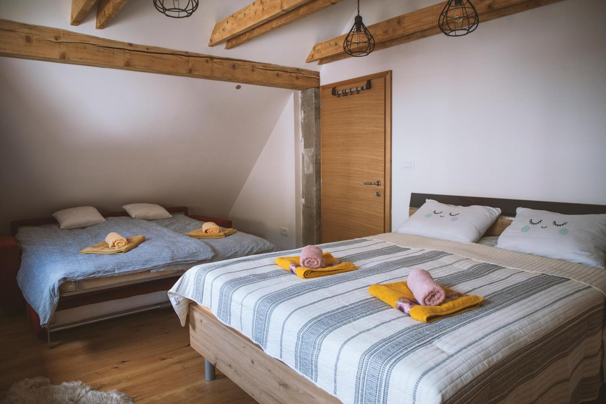 4 Sheeps Apartments Бовец Экстерьер фото