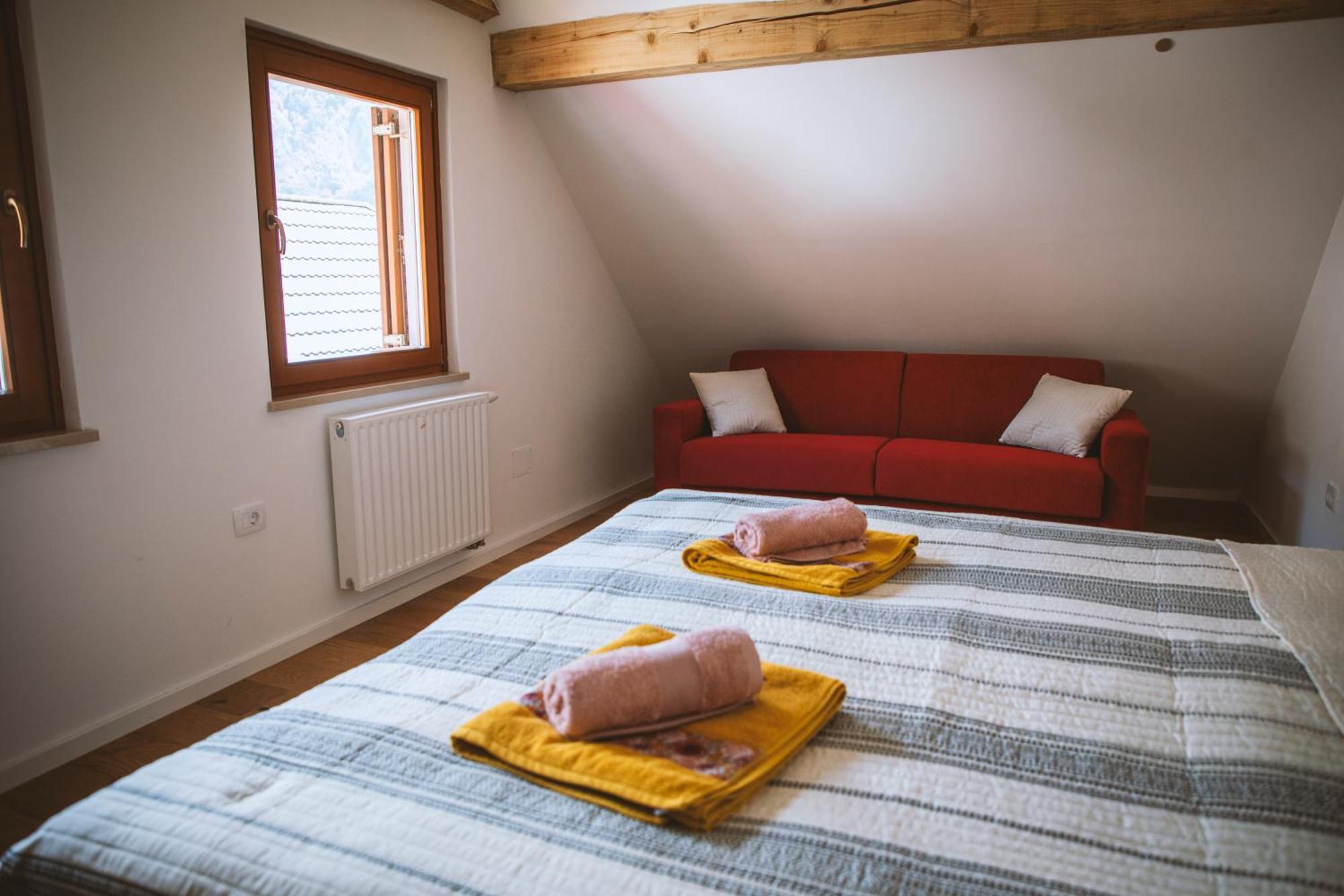 4 Sheeps Apartments Бовец Экстерьер фото