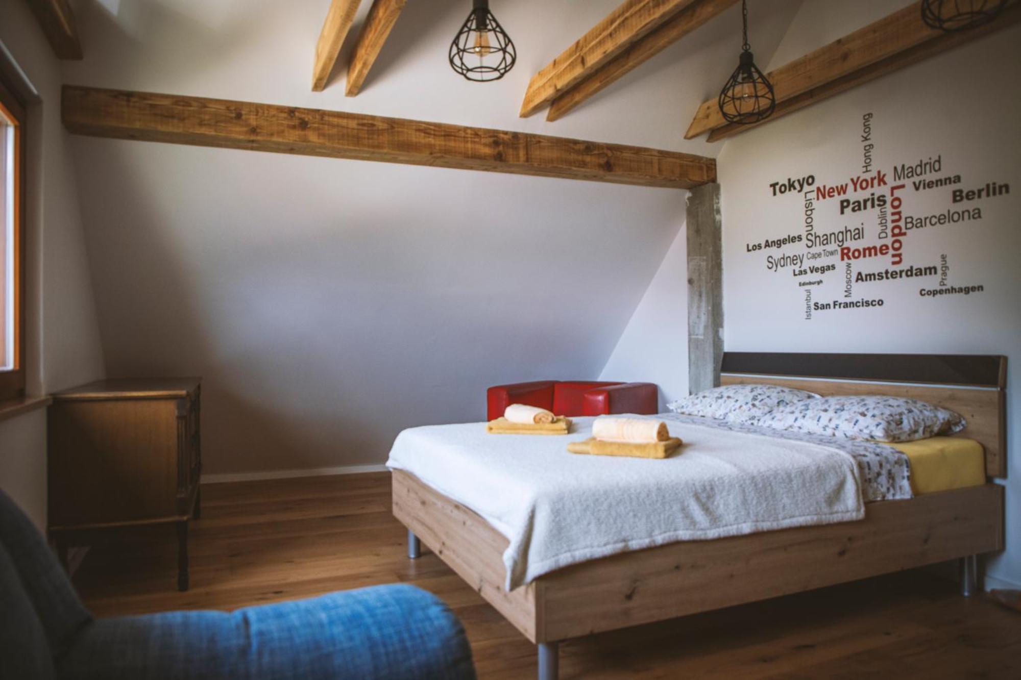 4 Sheeps Apartments Бовец Экстерьер фото