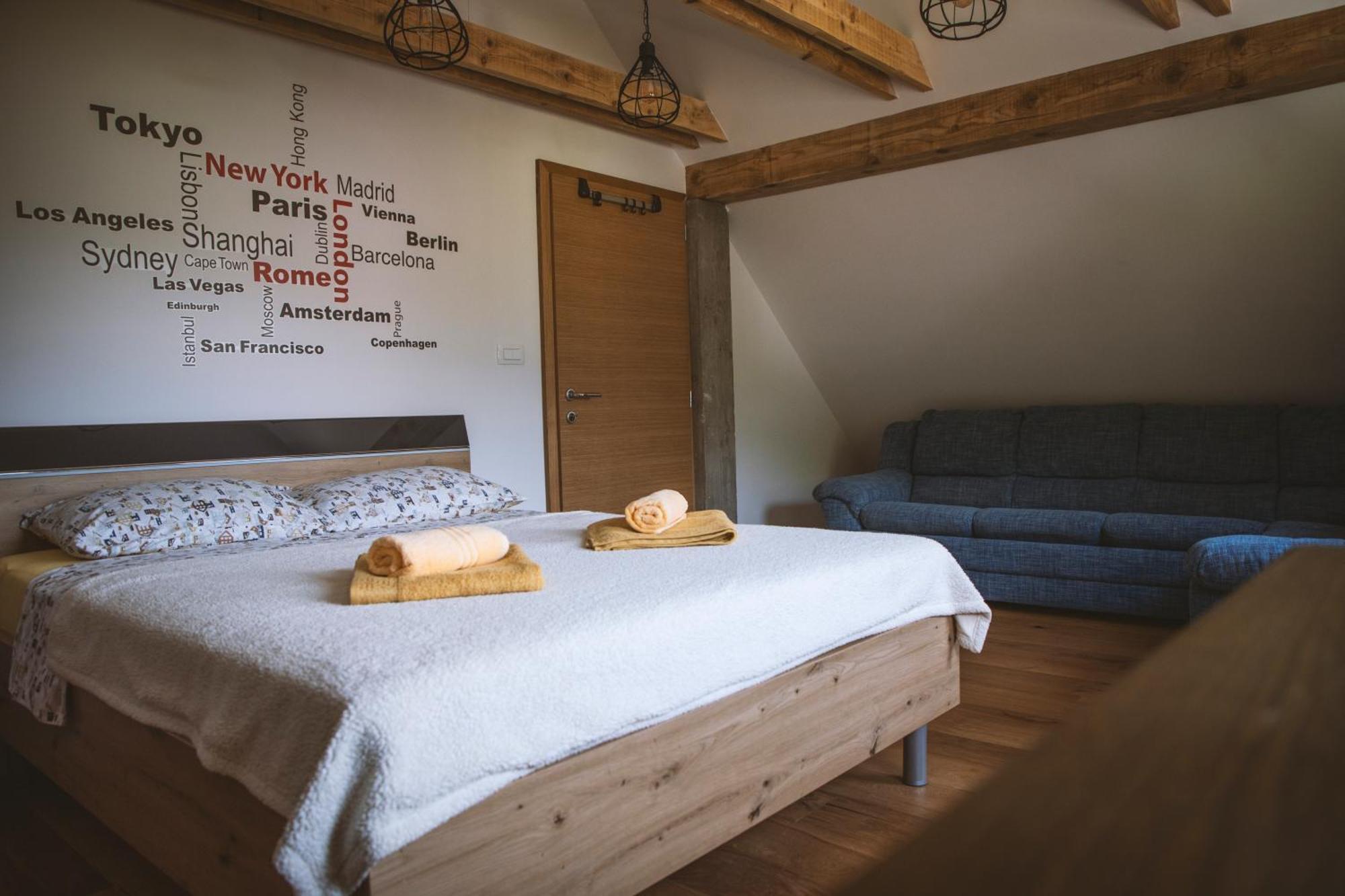 4 Sheeps Apartments Бовец Экстерьер фото